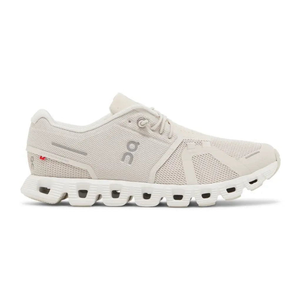 On Cloud 5 'Pearl / White'