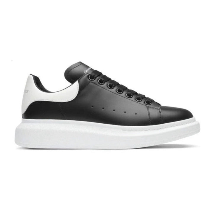 Alexander McQueen Oversized Sneaker 'Black / White'