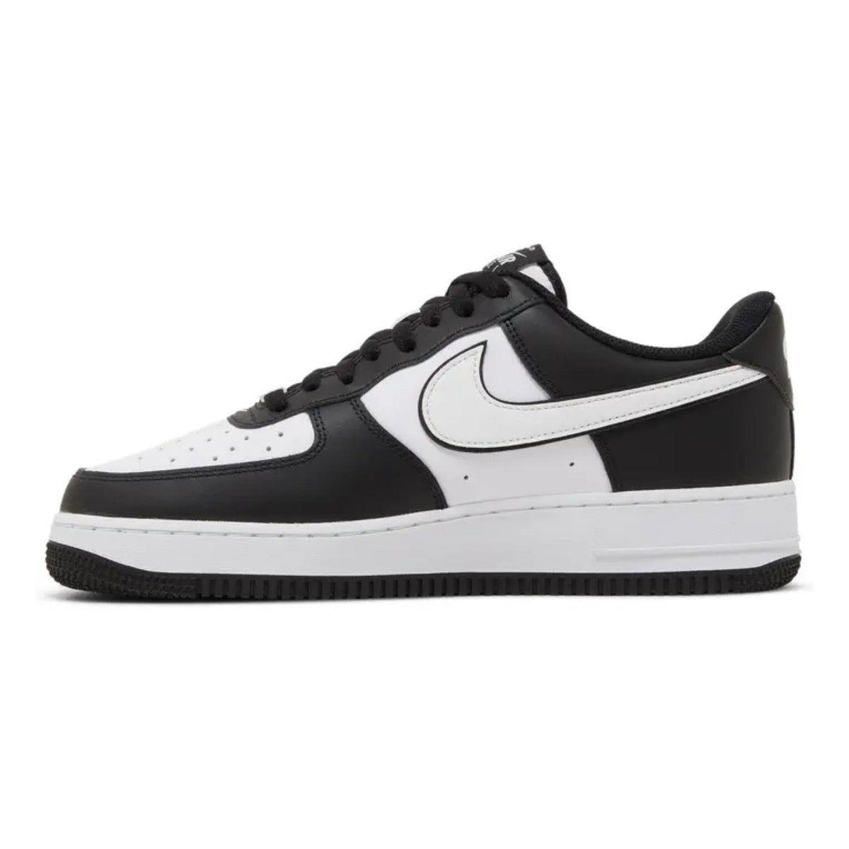 Nike Air Force 1 '07 'Panda' – view 2