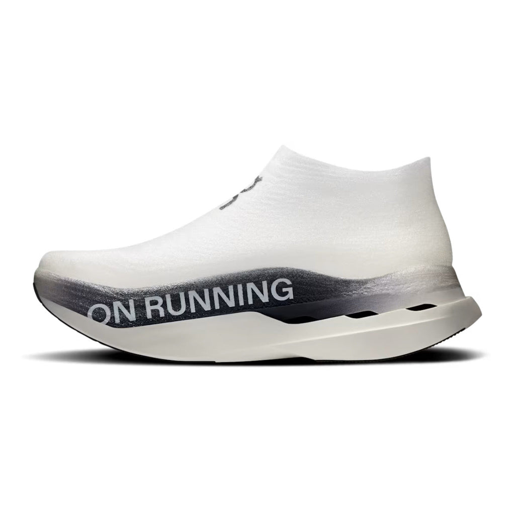 On Cloudboom Strike LightSpray 'White / Black'